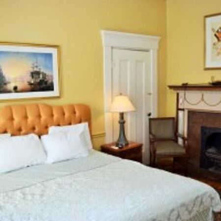 Bellevue House Bed and Breakfast Νιούπορτ Εξωτερικό φωτογραφία